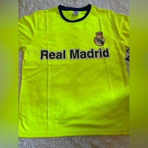 Jersey Shirt Soccer Real Madrid Size Medium